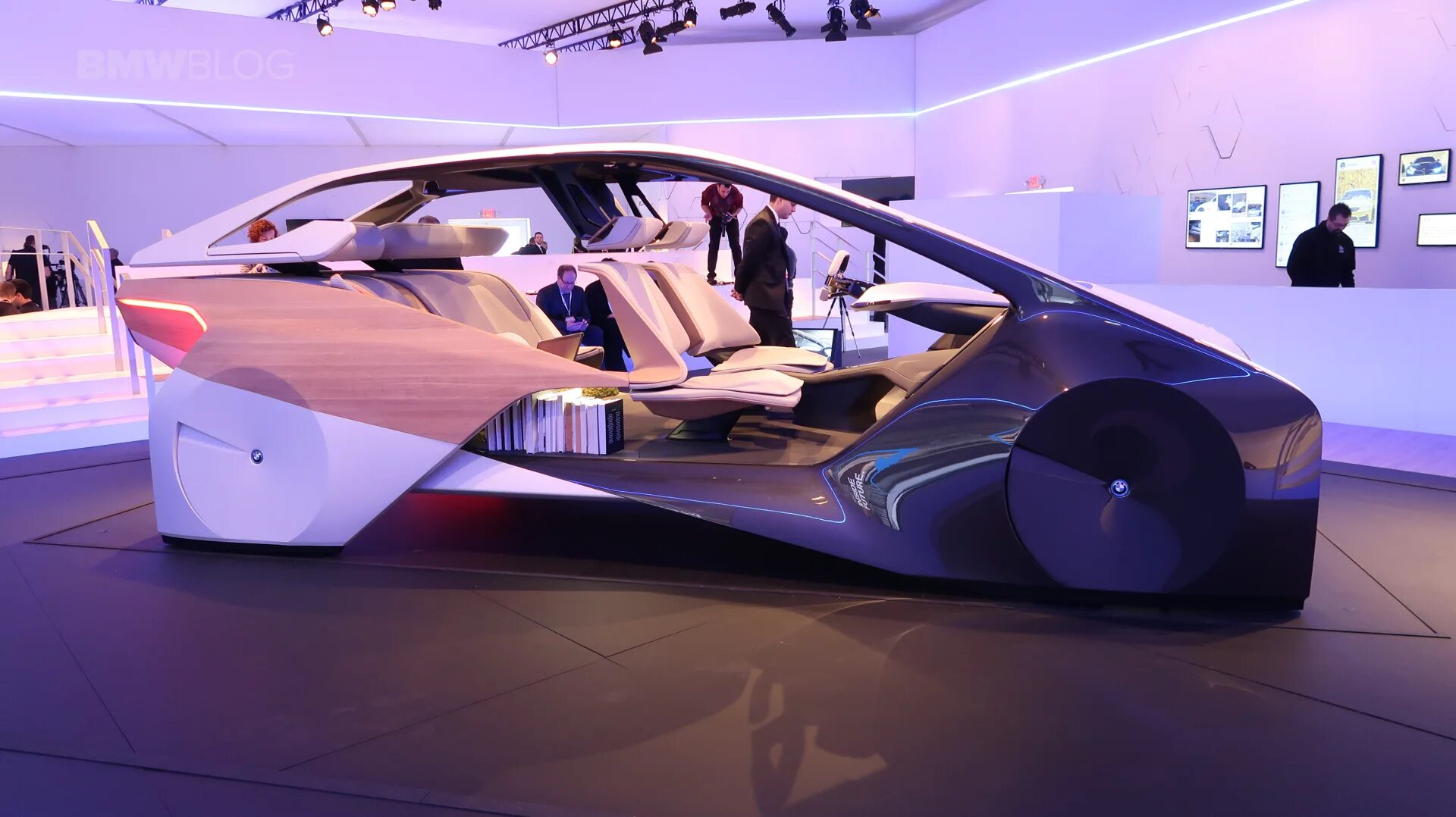 BMW I inside Future Concept. BMW i8 из будущего. BMW i7 inside. БМВ i8 будущем. Лишены будущего