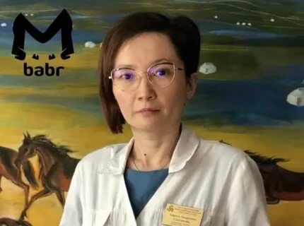 Он врач его жена учитель