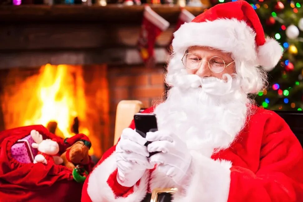 Бесплатные номера дедов морозов. Дед Мороз. Дед Мороз с телефоном. Санта. Санта с телефоном.