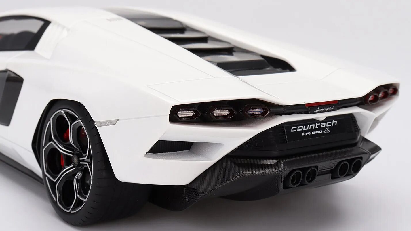 Countach lpi 800. Lamborghini countach lpi 800. lamborghini countach lpi. lamborghini countach lpi 800-4. ламборгини каунтач 2025.