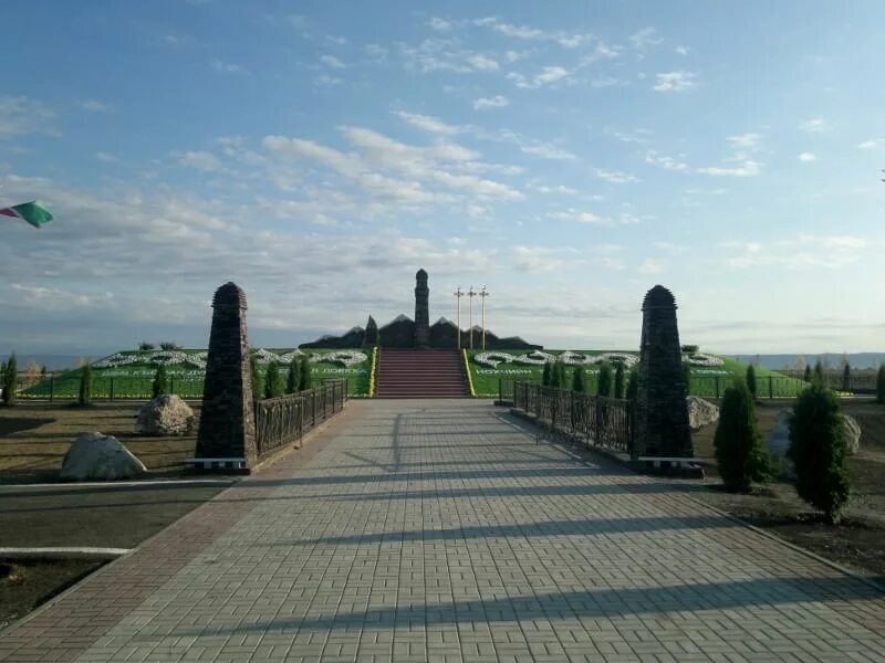 14 сентября 1819 дади юрт. село дади юрт чечня. дади юрт. памятник чеченским женщинам из села дади-юрт. дади юрт 1819.