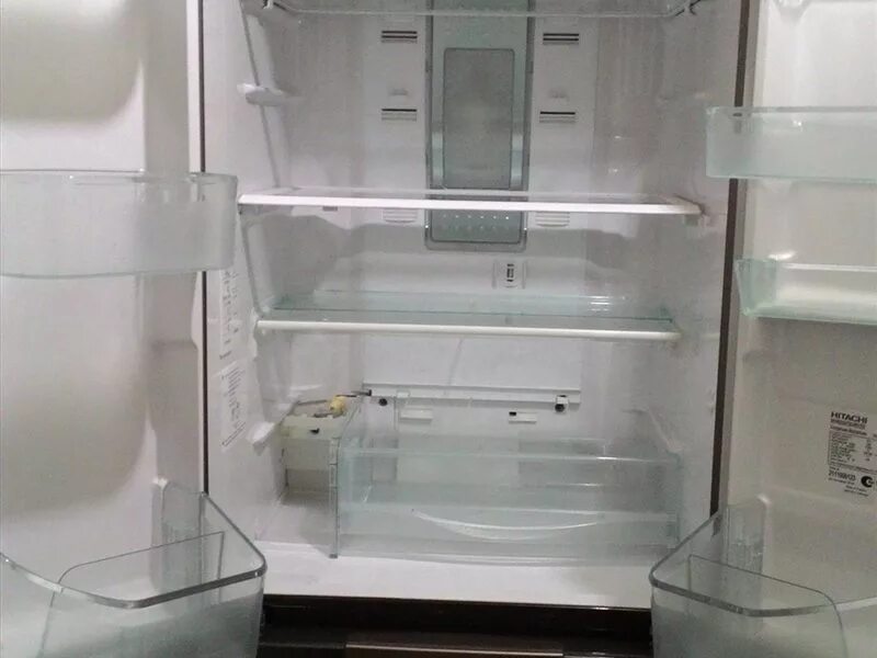 Хитачи холодильник запчасти втулка. Полка для холодильника Hitachi. Hitachi холодильник 40 см. Запчасти для холодильника Hi.