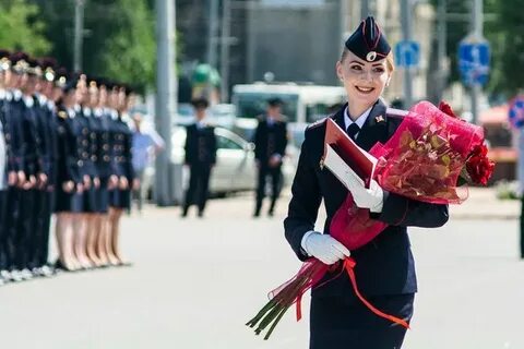 Полицейский девушка после 11 класса