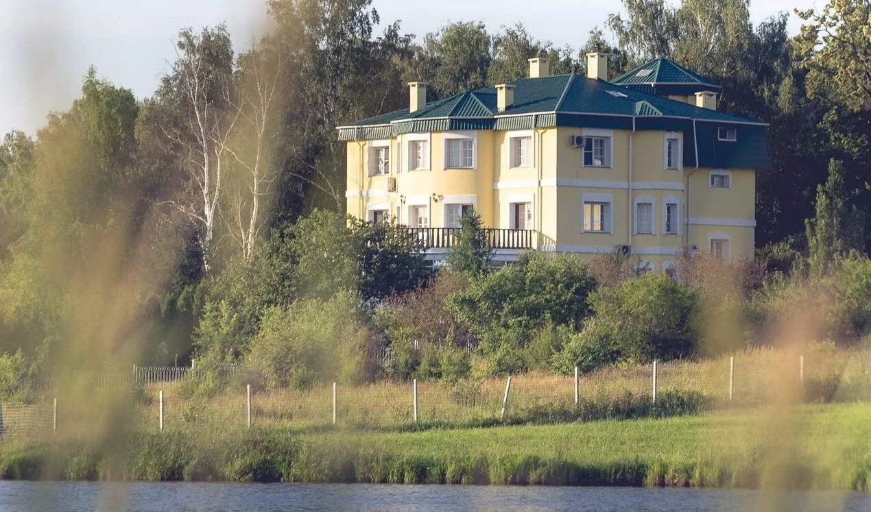 Дома отдыха в калужской области. Парк отель Лесное Калужская область. Отель заповедник Лесное Калужская. Отель-заповедник Лесное 4. Лесное база отдыха Калужская область.