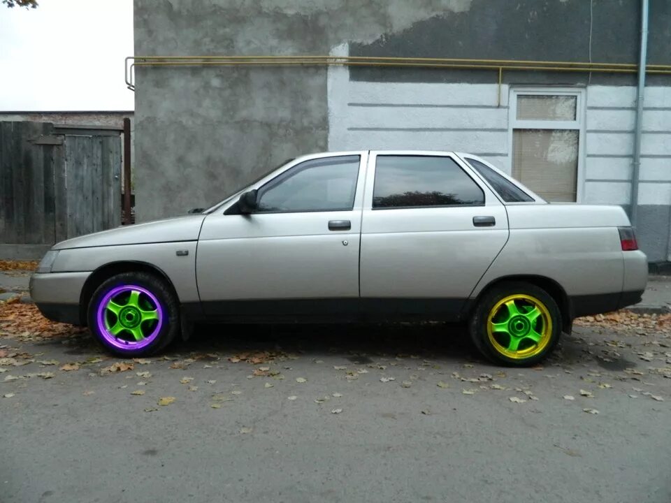 Кто что Думает? - Lada 21104, 1,7 л, 2002 года наблюдение DRIVE2