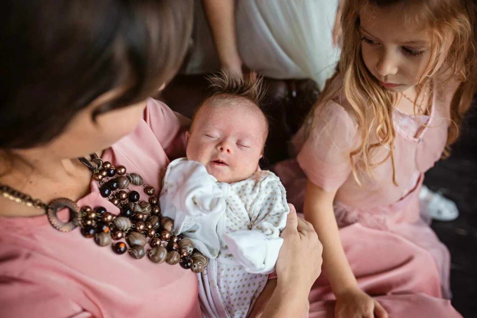 Джессика альба с дочками. Мать с ребенком. Кем была мама девочки. Кем была мама девочки. Девочка.