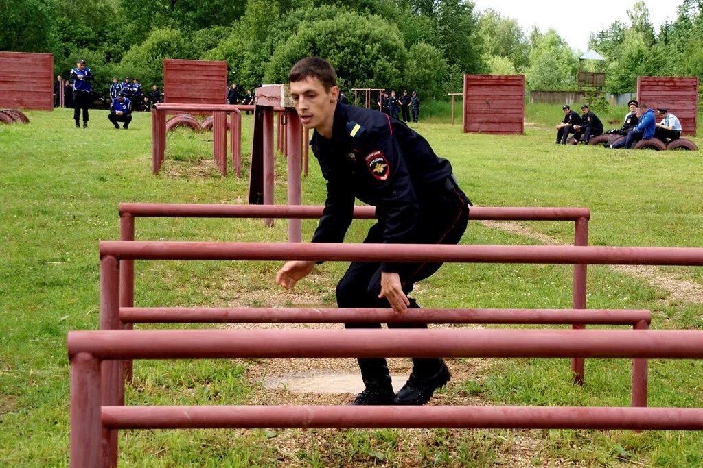 лемболово мвд полоса препятствий. препятствие аресту. гонка героев алабино 2021. препятствие аресту. препятствие аресту.