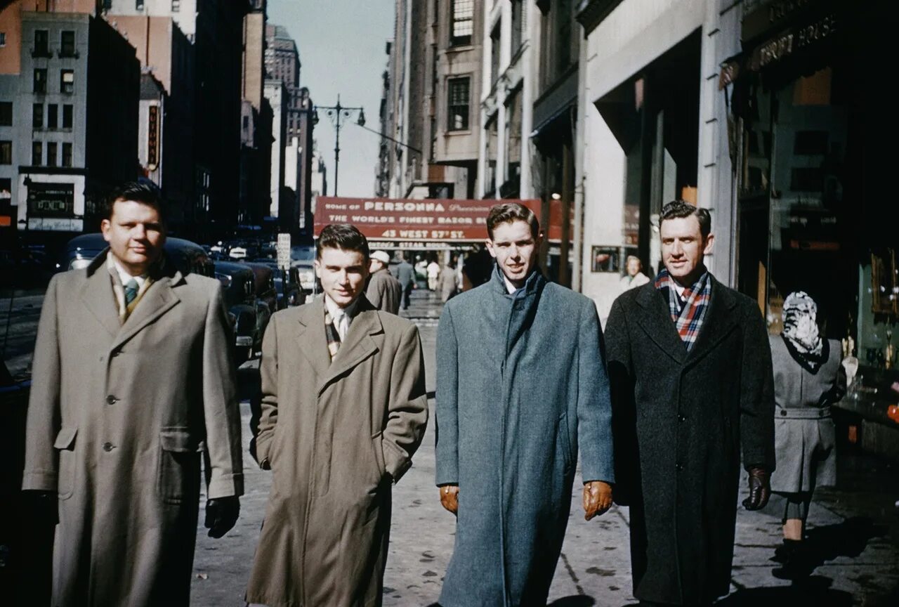 Поколения 50 х. 50е 60е года в Америке. Мода в США 1950-Е. СССР 50х мужчины в пальто. 70е годы мода мужская Англия.