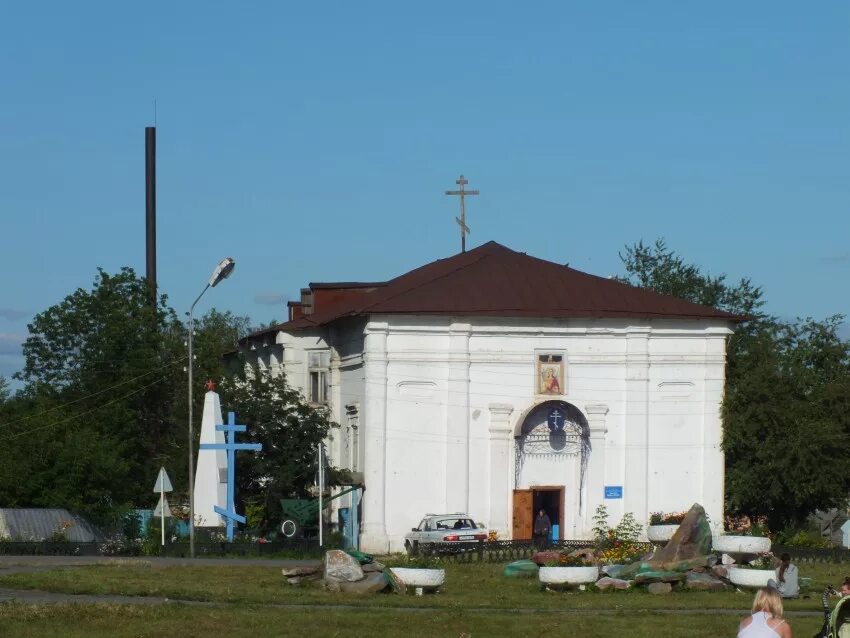 Ачит точка ру. Храм Архангела Михаила Ачит. Храм Архангела Михаила п. Ачит. Ачит Свердловская область храмы. Храм во имя Архангела Михаила Ачит.