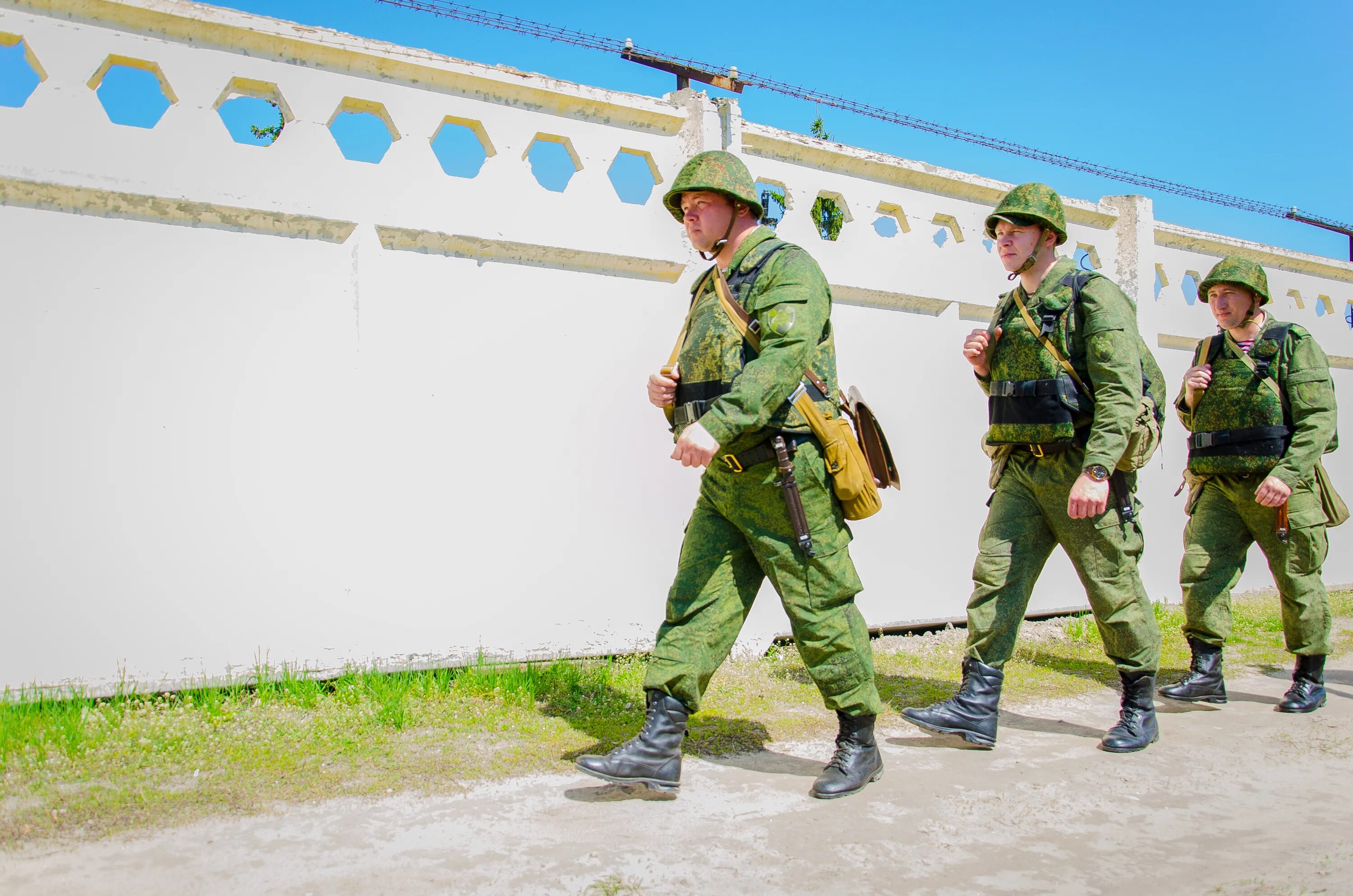 Охрана ВГО Росгвардия. Военный караул. Караульная служба в армии. Наряд караул в армии. Случай в военной части