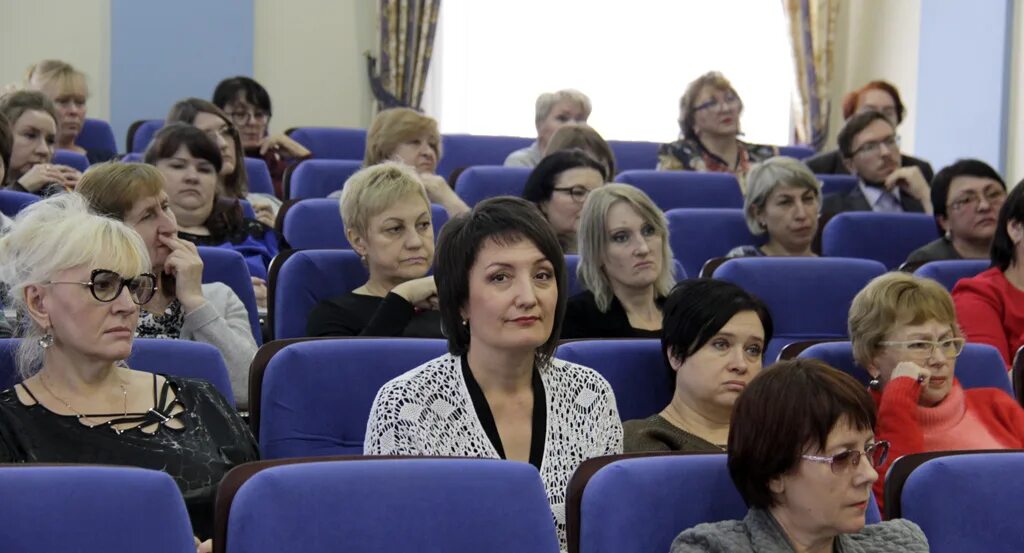 Ставропольская краевая универсальная научная библиотека. Библиотека им лермонтова ставрополь. Краевая библиотека им лермонтова ставрополь сайт. Библиотека им лермонтова ставрополь. Библиотека ставрополь ленина.