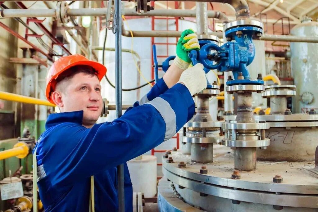 М софт. М-упак санкт-петербург. Склад медикаментов. Аппаратчик синтеза. Маркет 22.