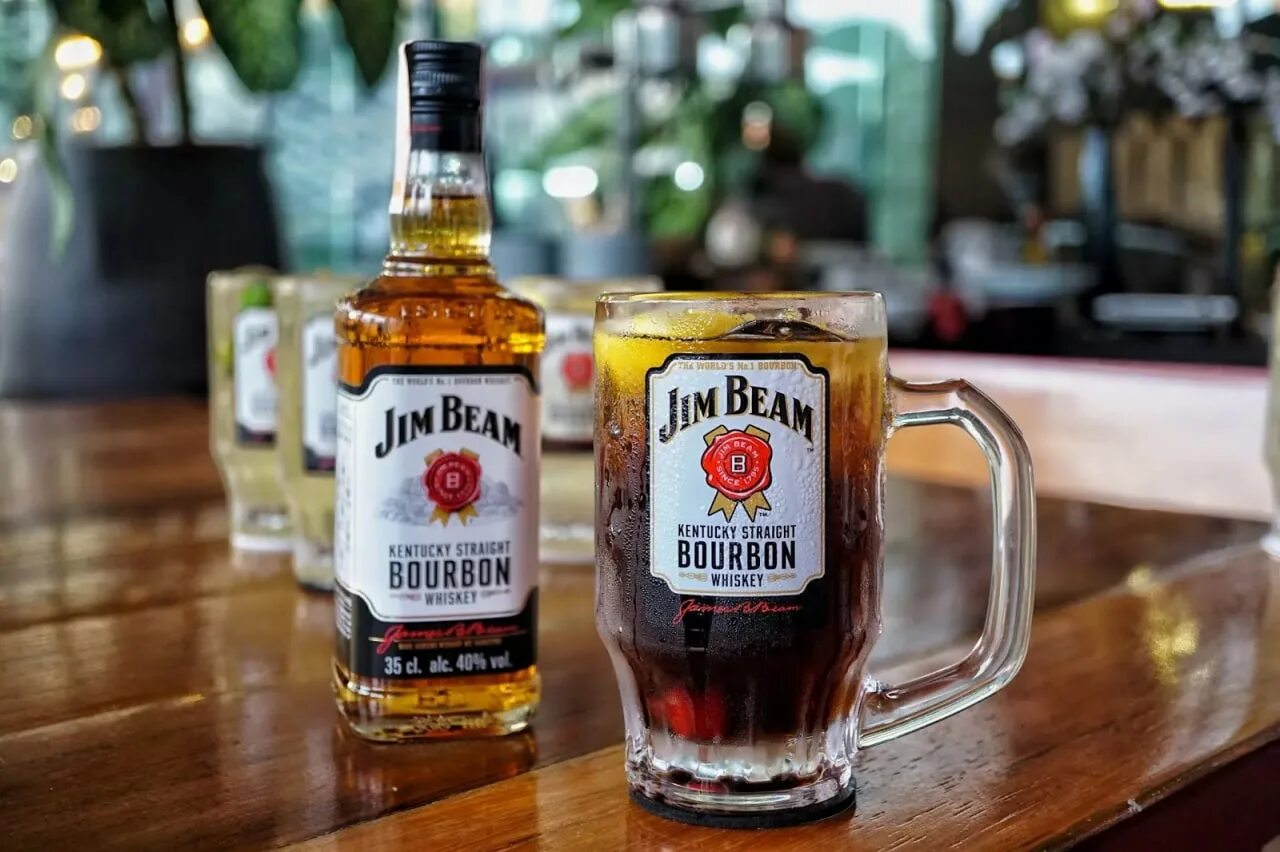 Jim beam кб. Виски бурбон джим бим. jim beam 0.25. хайбол джим бим.