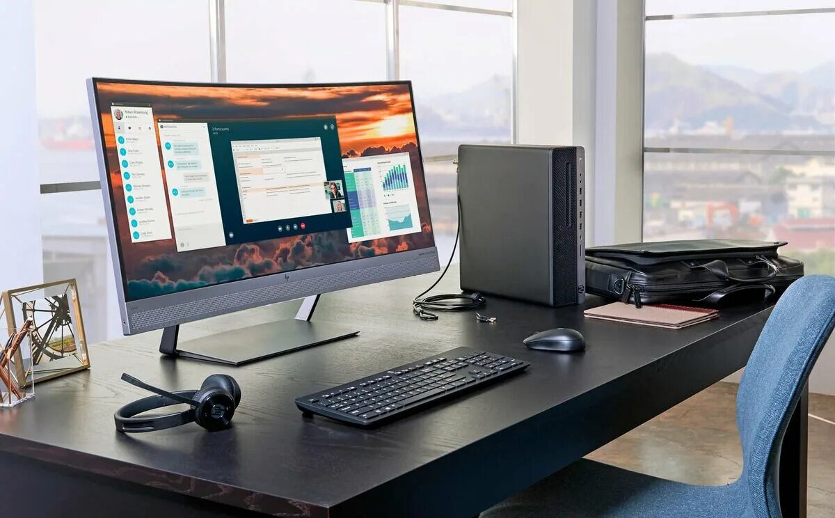 Выбрать рабочий компьютер. Настольный компьютер manitor hp 2025. офисный компьютер. компьютер в офисе. монитор в офисе.