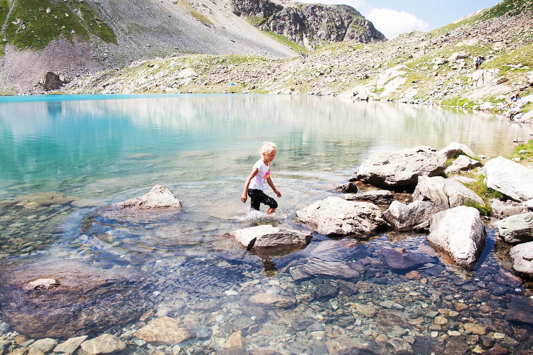 куда съездить в архызе. поход на софийские озера архыз. софийские озера архыз лето. архыз западный кавказ. архыз западный кавказ.