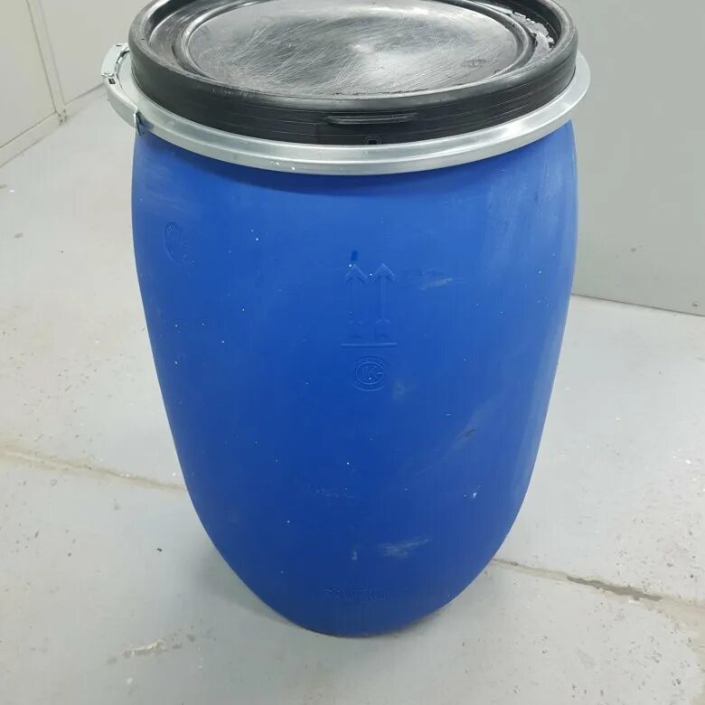 Бочка 100 литров б у. Бочка пластмассовая 70 литров. Бочки 200 литров б/у. Бочка б3. Бочка 100 литров б у.