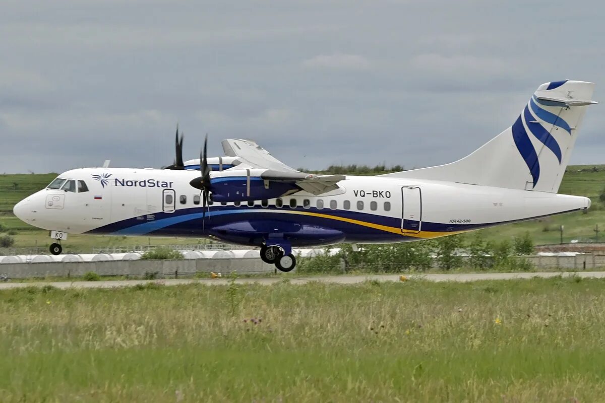 ATR 42-500 самолет. ATR-42 турбовинтовой самолет. ATR 42 NORDSTAR. ATR-42-500 самолет КРАСАВИА.