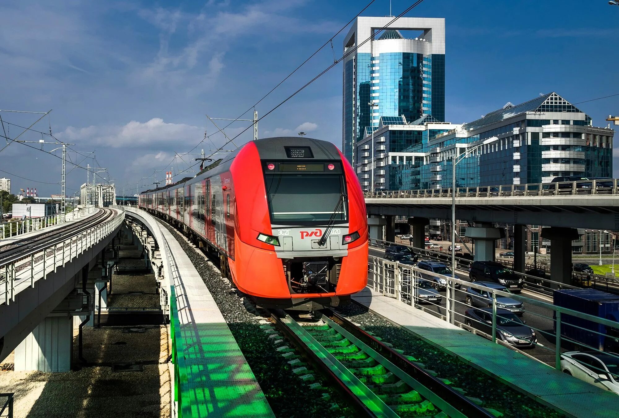 Жд электропоезда. Поезд Ласточка Москва МЦК. Ласточка МЦК Москва Сити. МЦК Москва поезда. Железная дорога МЦК.