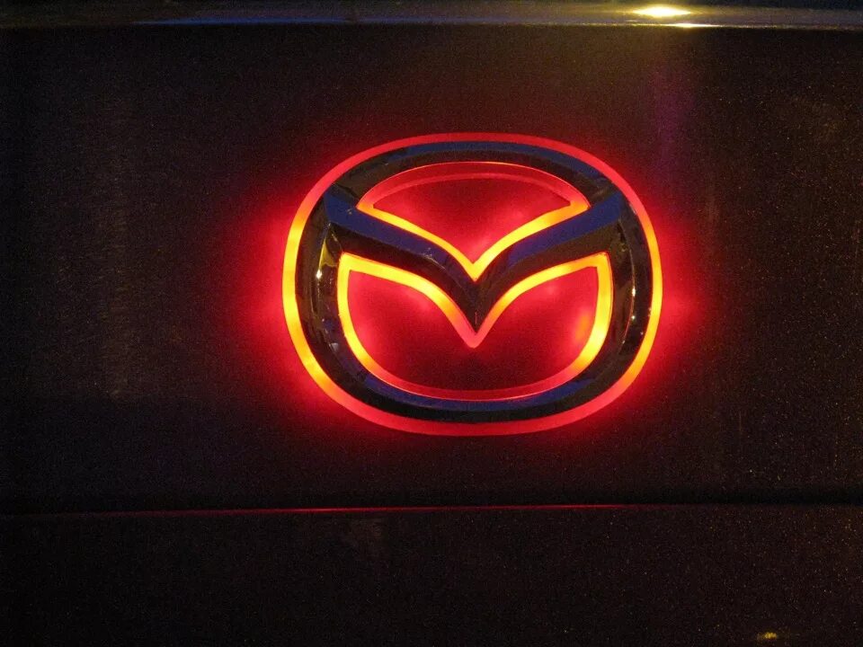 Mazda cx 5 logo. Значки мазда сх5. Значки мазда сх5. Замена эмблемы на руле мазда сх5. Mazda cx 5 шильдики.