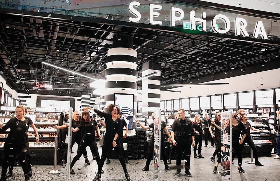 Сефора открытие. Сефора город. Sephora. Сефора город. Sephora uk.