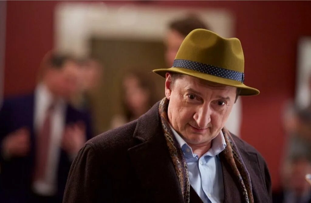 Сериал родня с буруновым. Кинотеатр премьера. Премьеры на сегодня 2 2. Том круз стокинг. Экстрасенсы против детективов нтв.