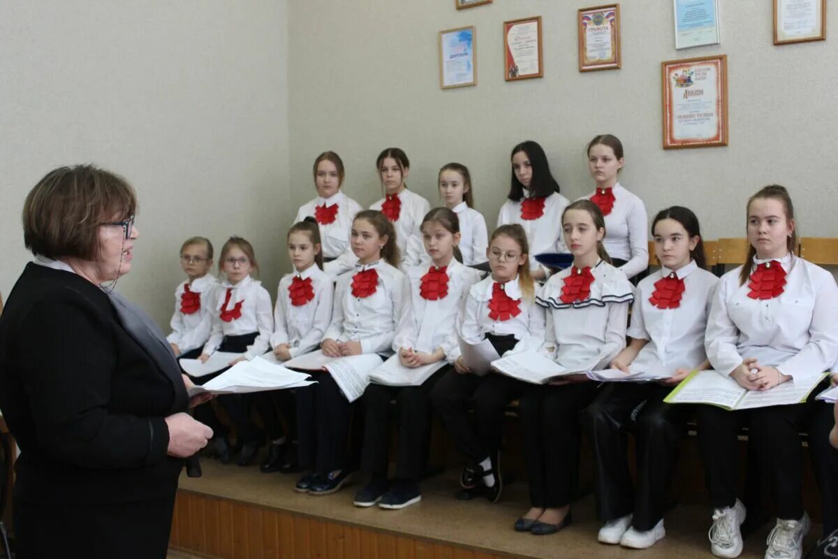 Музыкальная школа 5 старый оскол. Старая музыкальная школа москва. Музыкальная школа 3 старый оскол. Дши 5 старый оскол. Дши 5.