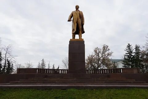 Памятники созданные в период жизни ленина