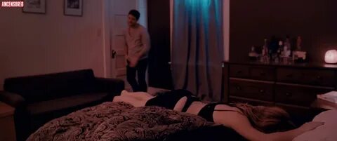 Christina Robinson nude pics.