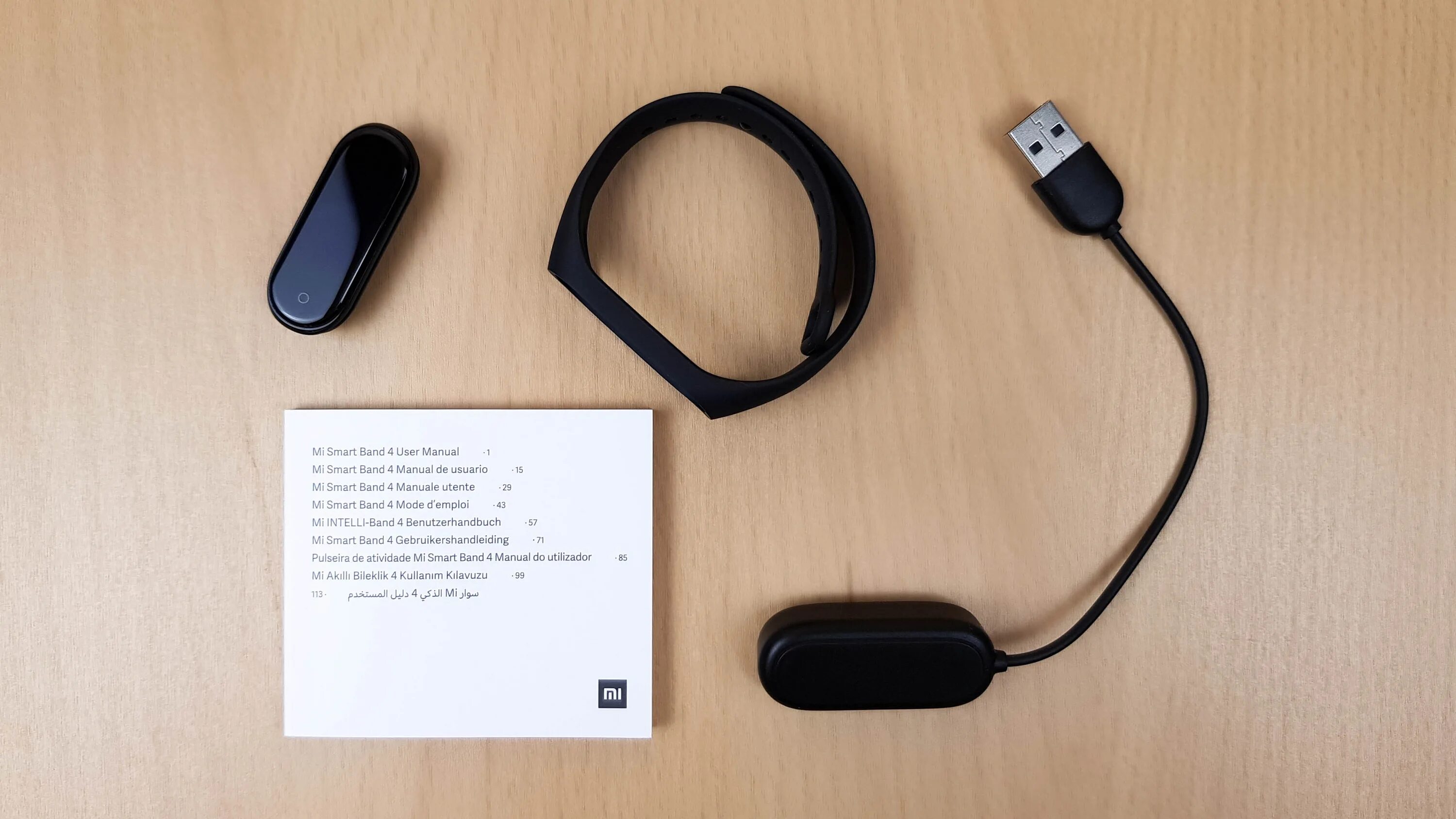 Mi Band 2 Evolution. Эволюция mi Band 8. Mi Band 9. Smart Band 7 user manual. Xiaomi mi band 8 сравнение