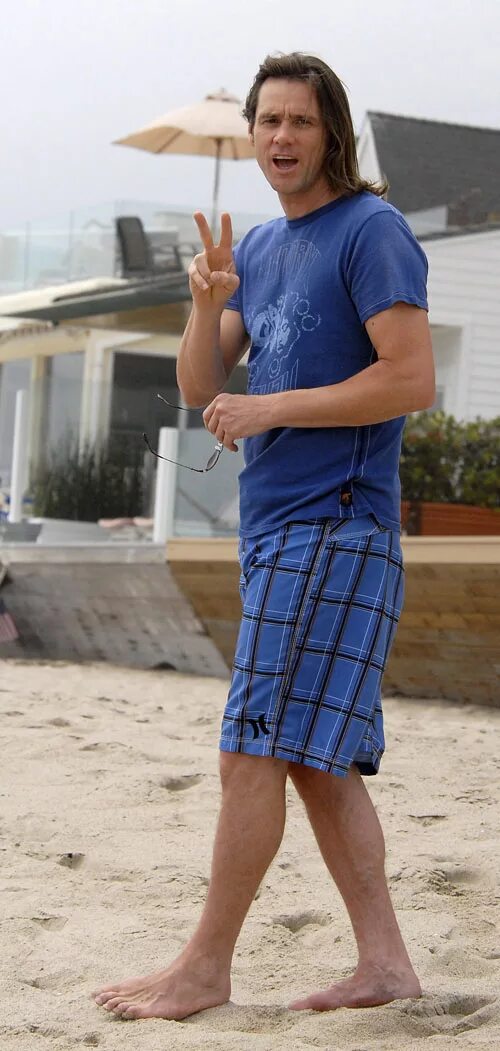 Рост джима керри. Джимм керри рост. Джимм керри в полный рост. Джим керри 1997. Джим керри 2009.