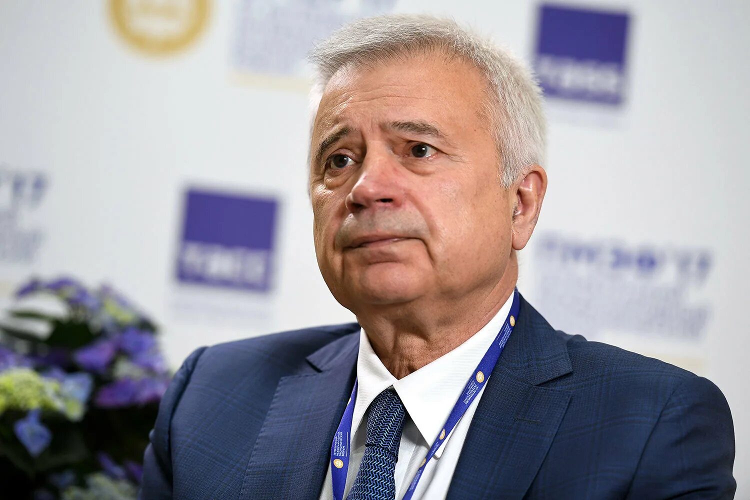 Алекперов 2025. Вагит юсуфович алекперов. вахид алекперов. алекпер алекперов. мамедов вагит азерович.