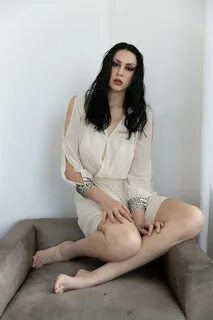 Malia Arrayah's Feet 