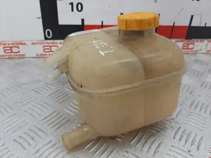Опель бачка