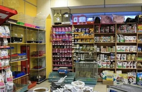 В зоомагазине представлено 2400 наименований товаров