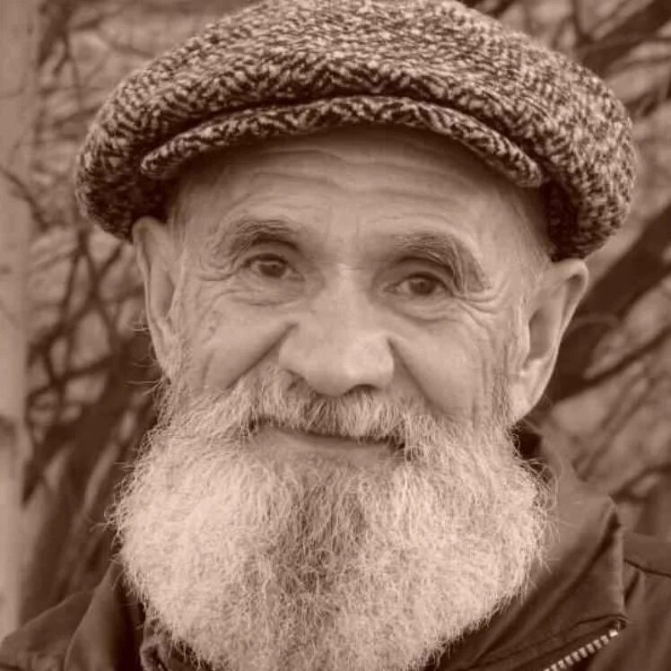 Крутой дедушка. Дед иначе. Доброе лицо. Диёд. Веселый дедушка.