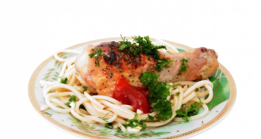 окорочка с макаронами. макароны с ножками. макароны с ножками.