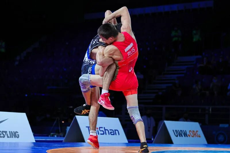 Вольная борьба мухаммад. Вольная борьба соревнования первенство россии. Расул магомедов борец. Мухаммад борец. Абдулрашид булачевич садулаев свадьба.