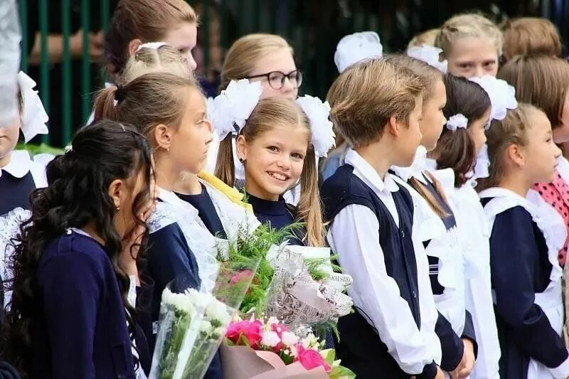 А теперь, когда торжественный день прошёл, вспомним, как на самом деле. Новости 