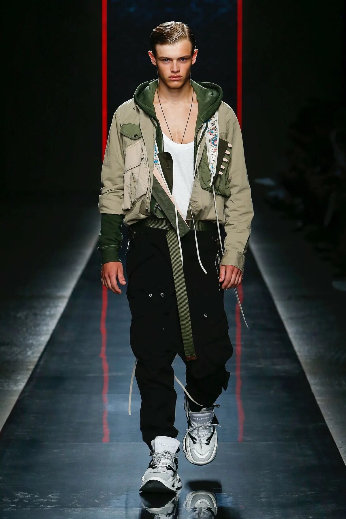 Dsquared одежда. Дискваред2 одежда. dsquared2 одежда мужская. dsquared одежда мужская. dsquared2 мужская одежда жилет.