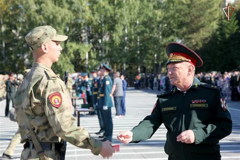 Сайт внг новосибирск. Новосибирск НВИ военный институт. НВИ войск национальной гвардии. НВИ ВВ МВД Новосибирск. Институт войск национальной гвардии Новосибирск.