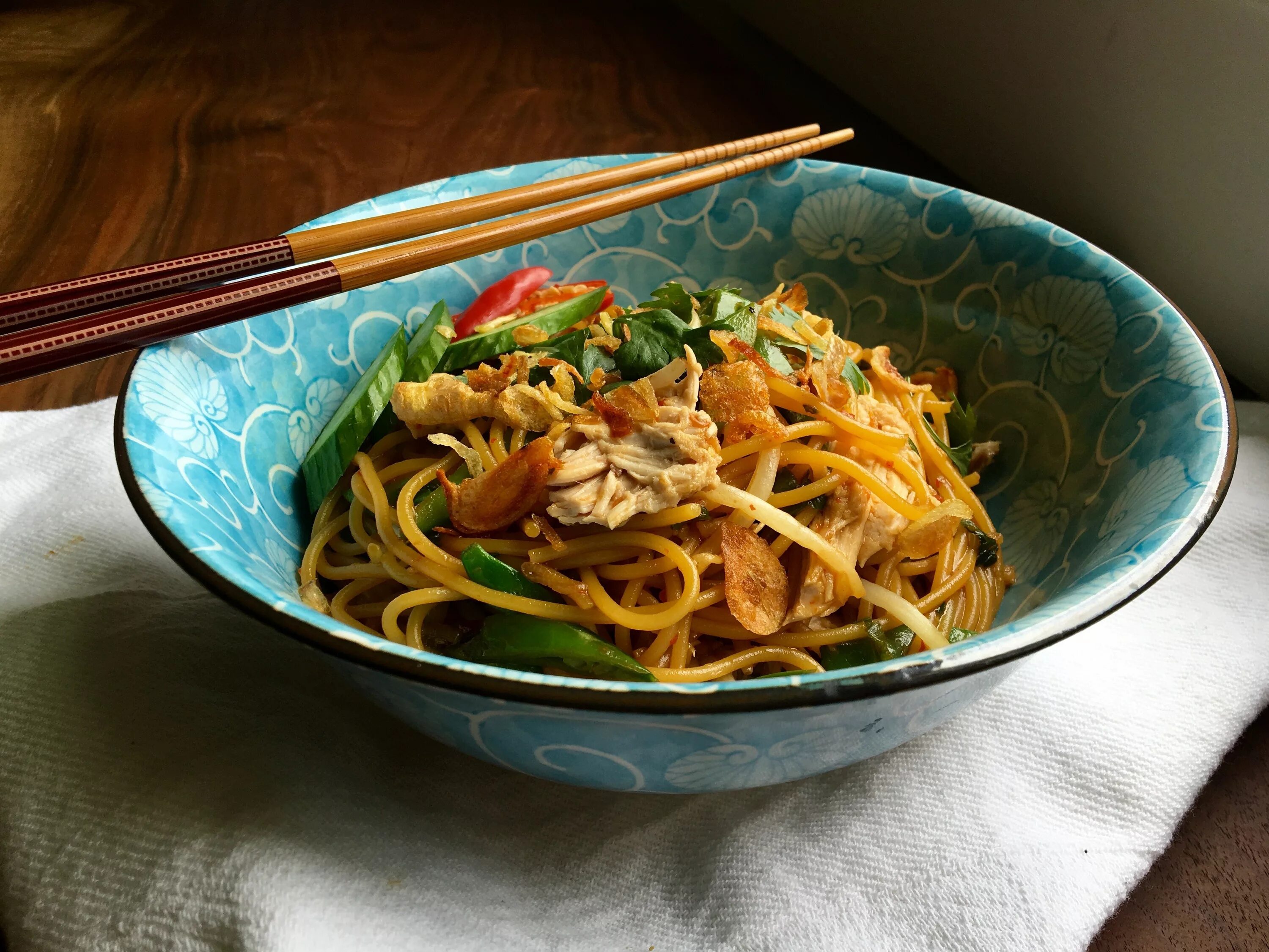 Рецепт домашней рисовой лапши. Rice Noodles макароны. Рисовая лапша Чанша. Рисовая лапша с тунцом. Лапша Марокканская.