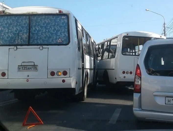 18 маршрут воронеж остановки. Автобус пазик пассажирский Воронежская. Пазик Воронеж. Воронеж остановка Арзамасская. Пазик 20 а остановка Европа студенческой.