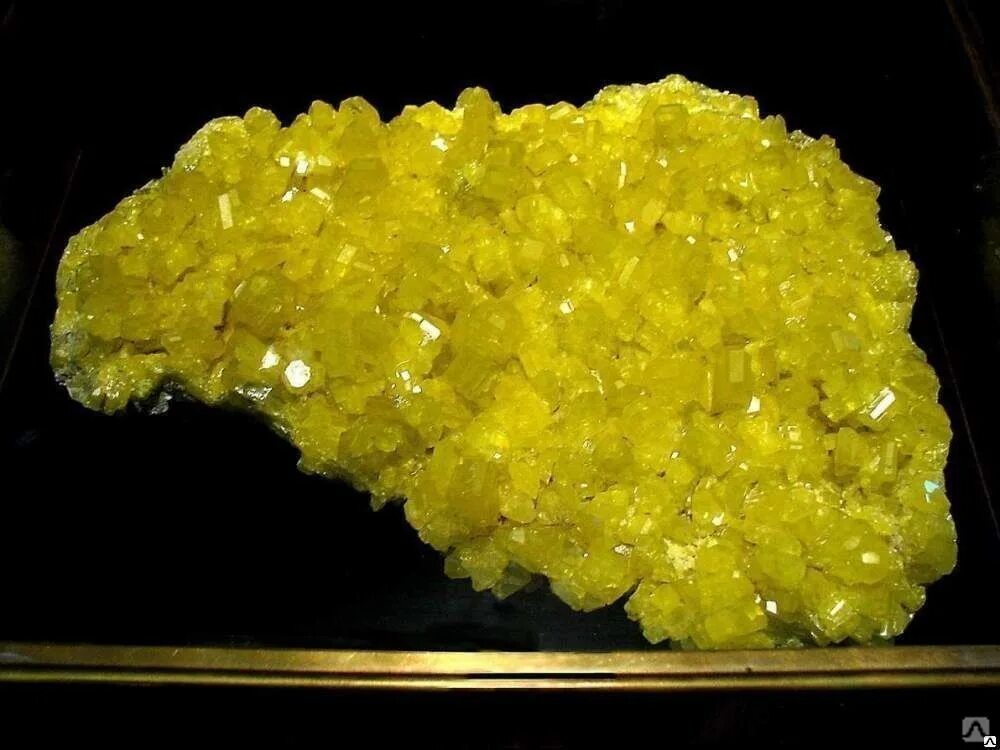 Сера / sulfur (s). Сера элементарная ОСЧ 15-3. Самородная ромбическая сера. Желтая сера. Хай серы