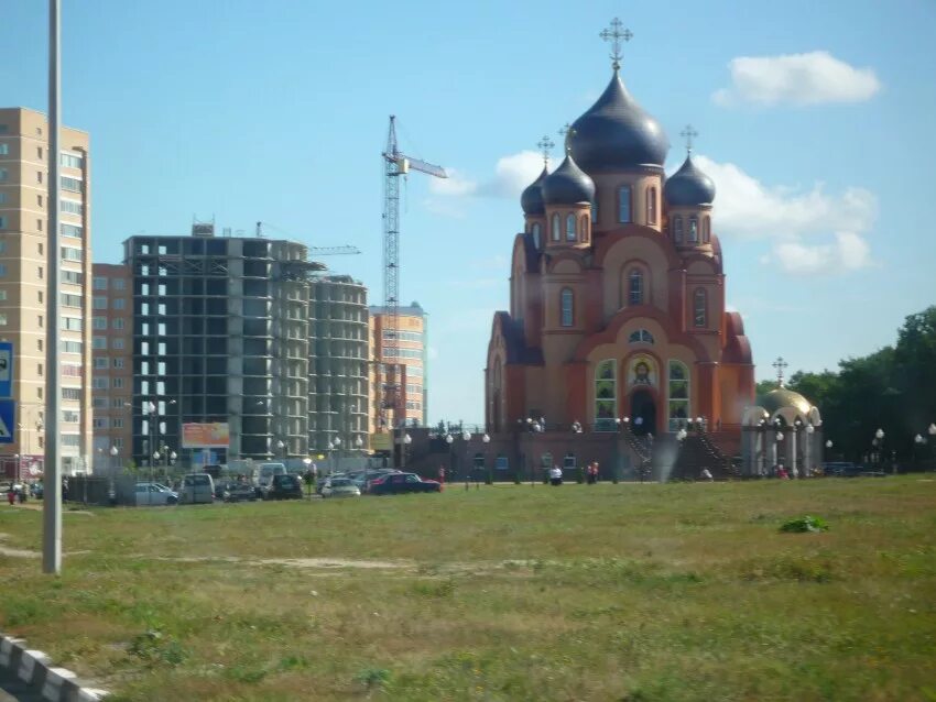 Россия белгородская область старый оскол. Храм на Дубраве старый Оскол. Храм Сергия Радонежского старый Оскол. Церковь на Степном старый Оскол. Город старый Оскол Белгородской области.