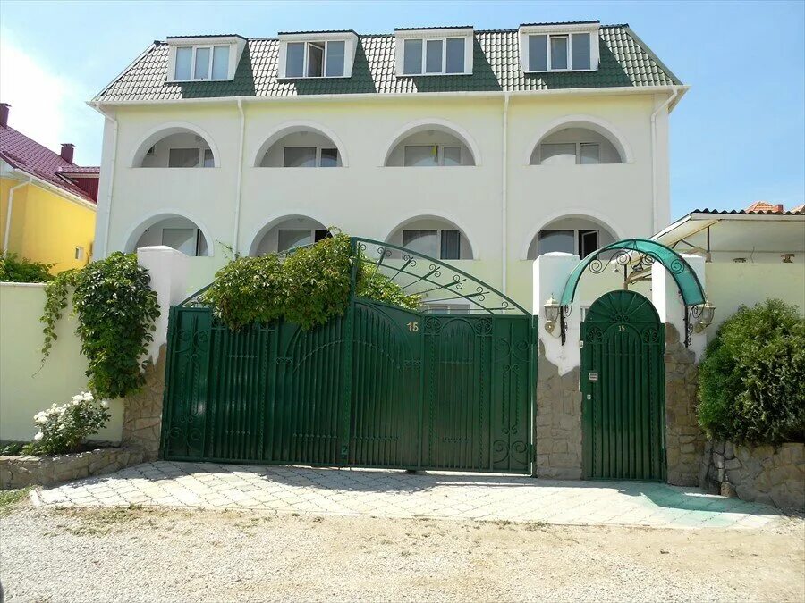 солнечный судак. солнечный судак. судак пансионат солнечный. солнечная долина крым судакский район. санаторий солнечный камень крым.