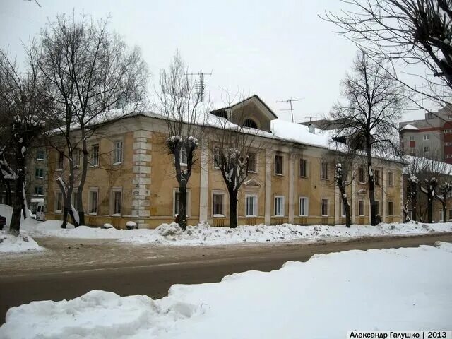 Розы люксембург 90. Розы Люксембург 90 Киров. Роза Люксембург 90 фото дома Киров. Вышки на Розе Люксембург 40 Киров. Люксембург авито.