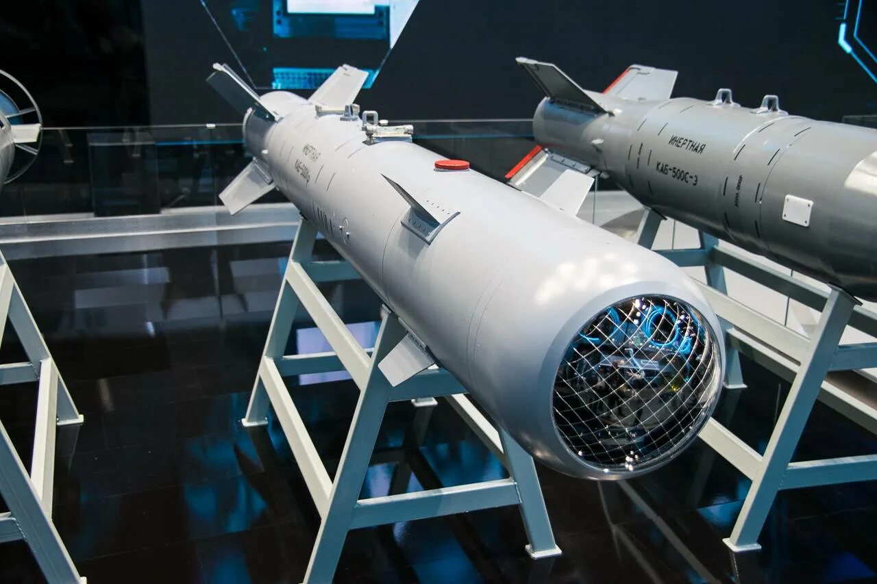 Ракетный боеприпас. Корректируемая Авиационная бомба каб-500кр. Каб-500кр. Каб 500 кр. Управляемая Авиационная бомба каб-500.