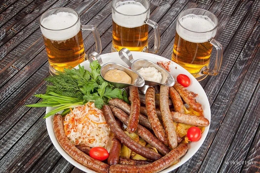 Закуска к медовухе. Суздаль медовуха. Закуска к медовухе. Суздаль медовуха. Бутерброды к коньяку.