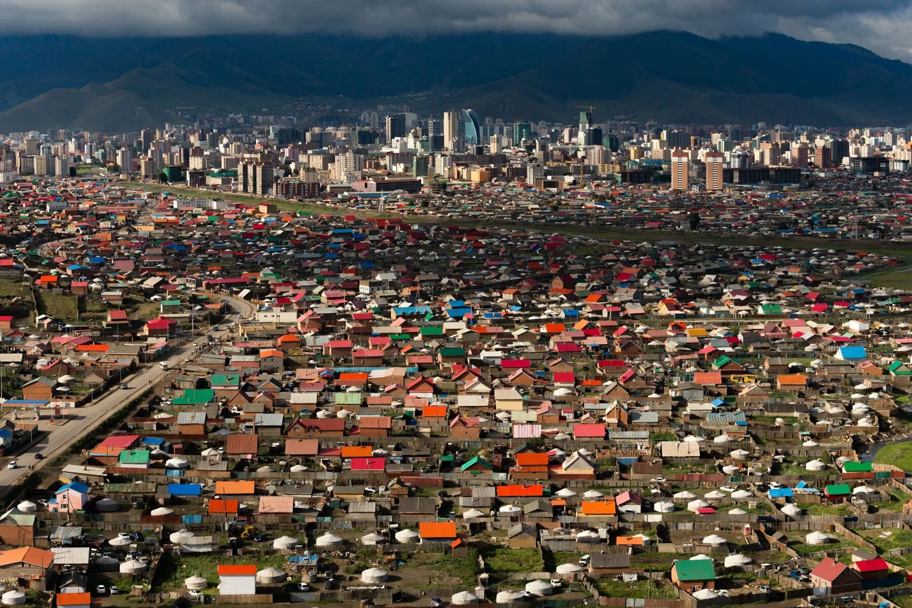 Улан батор столица. Монголия столица улан батор. Улан батор 2022 лето. Улан батор центр. Улан батор.