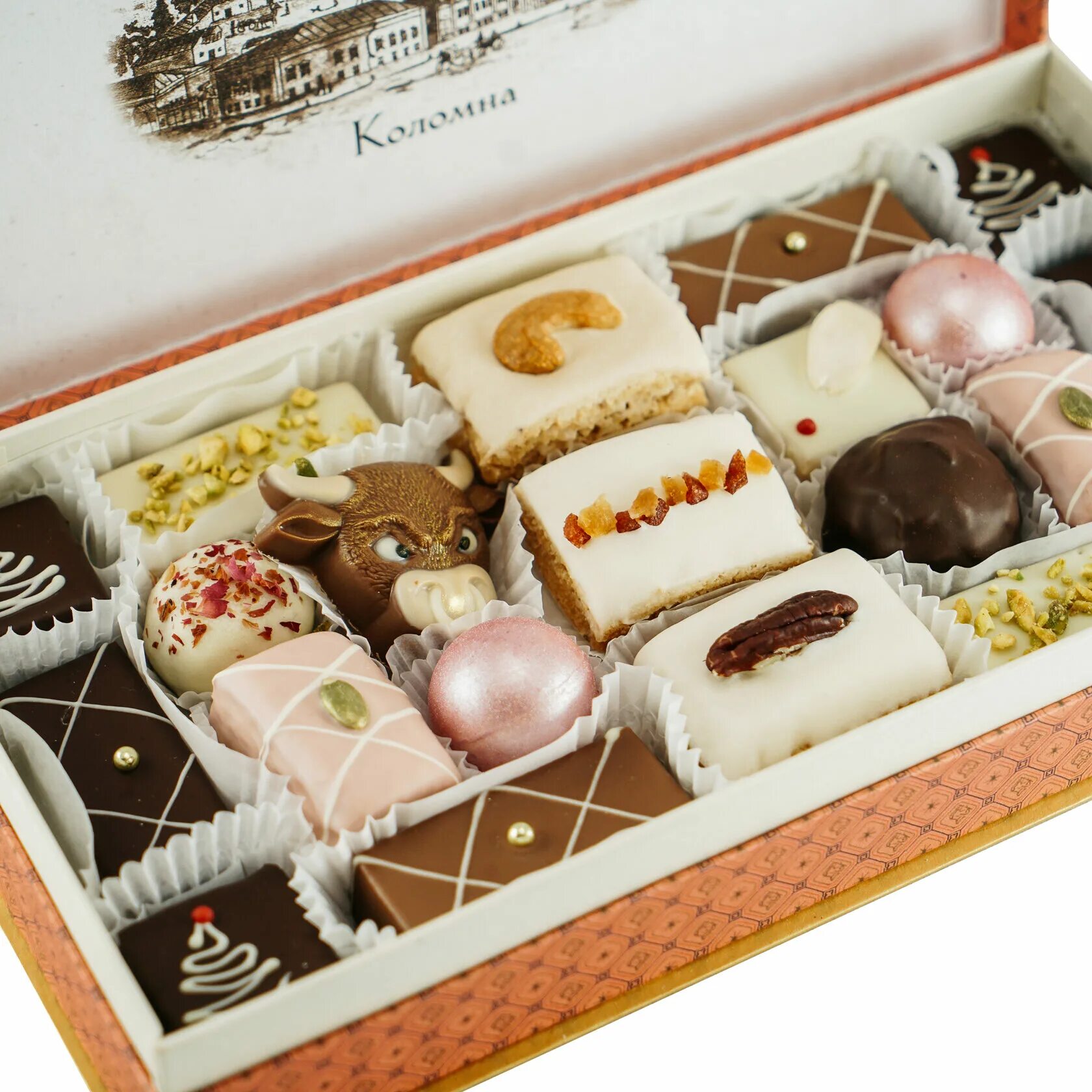 ассорти конфет ручной работы. корпусные конфеты. конфеты на т. коломенская пастила новогодние наборы. ассорти конфет ручной работы.